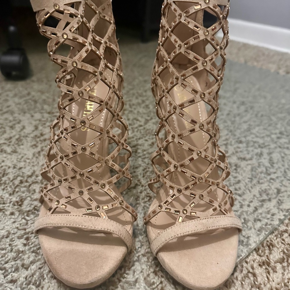 Elegant Beige Gladiator Sandals